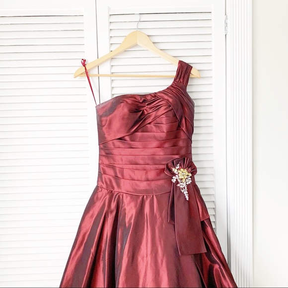 Evenings by Allure Red One Shoulder Ball Gown - Picture 6 of 16